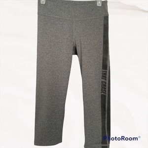 Aeropostale Gray Active Wear Leggings Size M